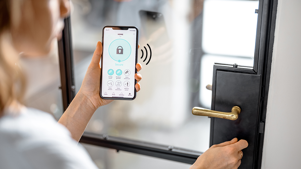 Spesifikasi serta kegunaan dari smart door locks